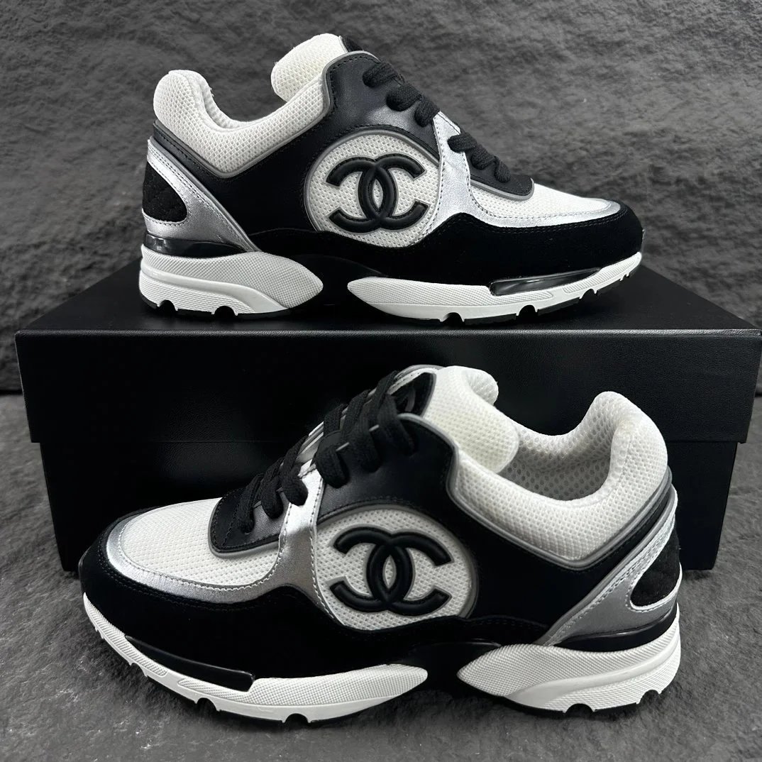 Chanel Black White S