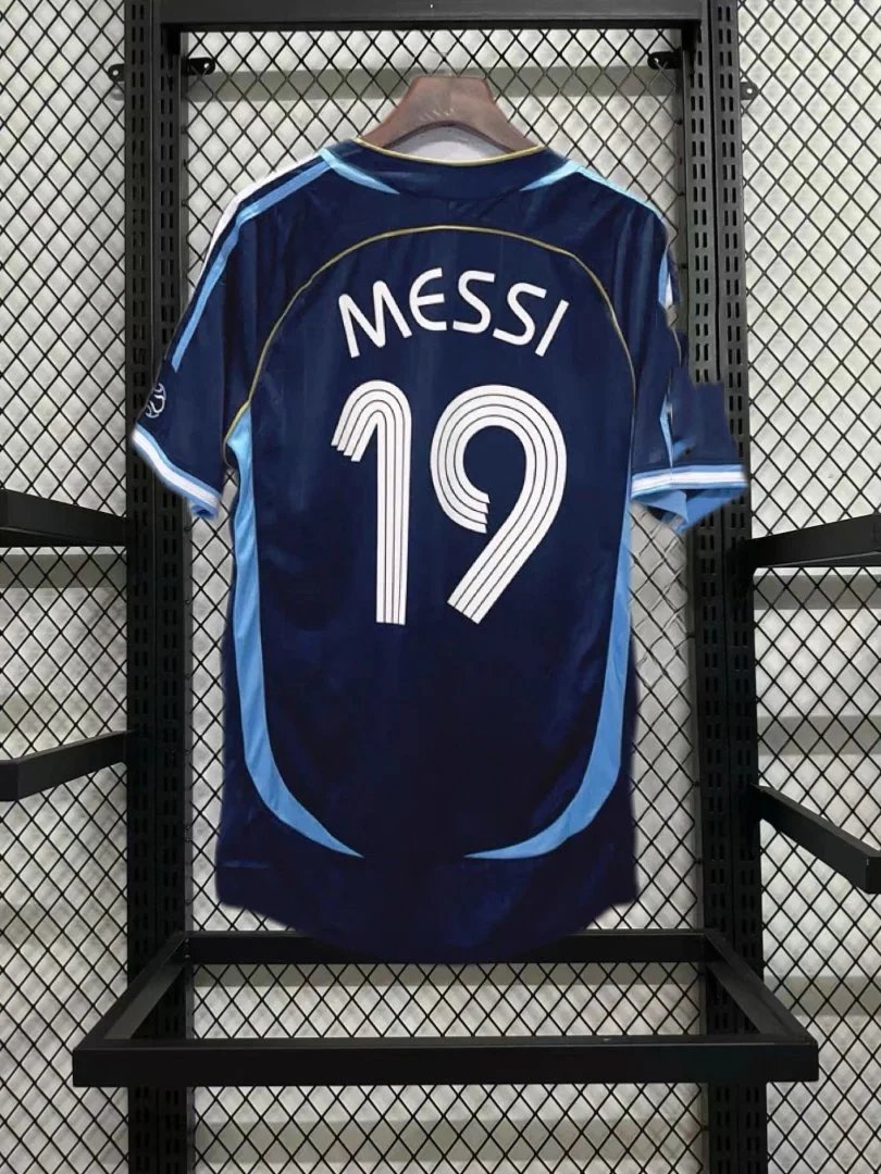 Brazil commemorative football jersey印章不退换 11