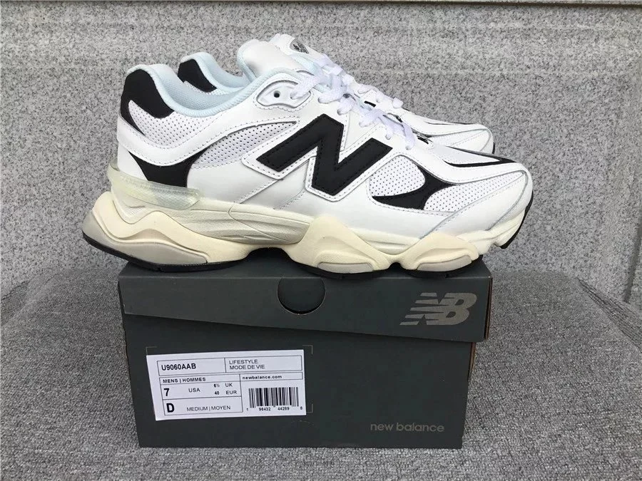 New Balance U9060AAB