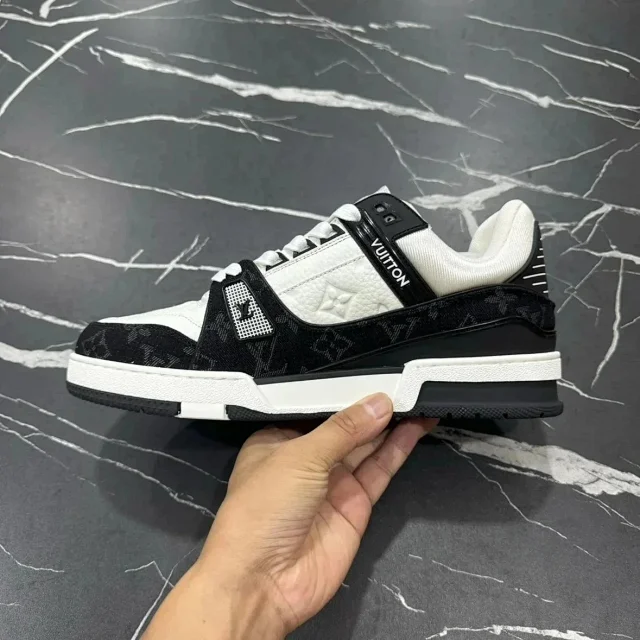 Louis Vuitton Sneakers LV Trainer product detail image 5