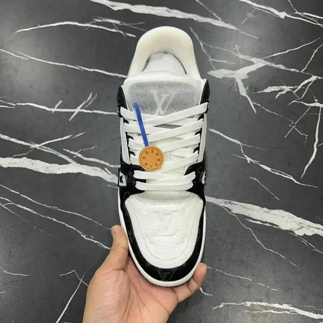 Louis Vuitton Sneakers LV Trainer product detail image 4