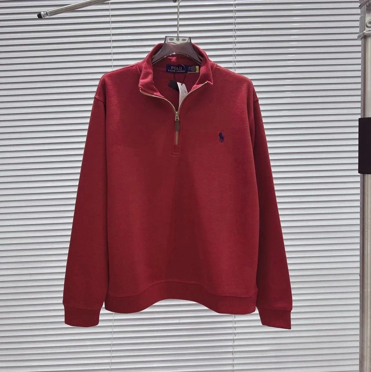 半拉链卫衣红色