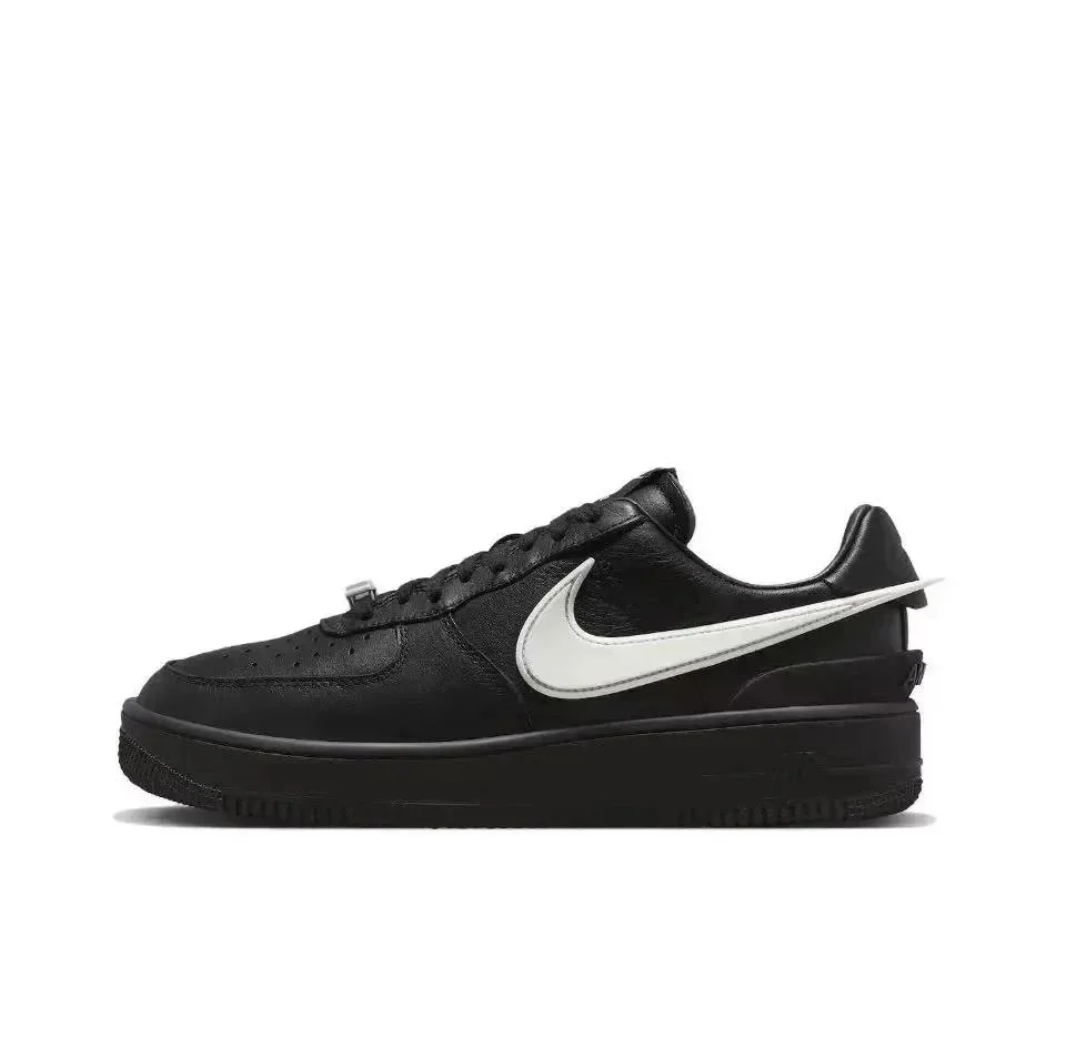 Nike Air Force 1 Bla
