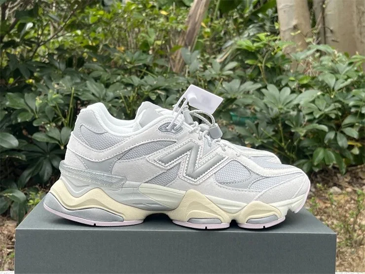 New Balance 520 Ligh