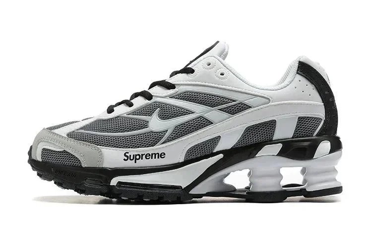 Nike Supreme White S