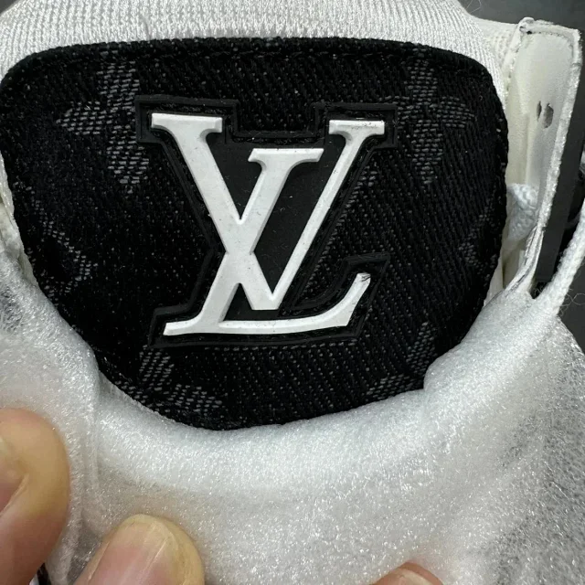 Louis Vuitton Sneakers LV Trainer product detail image 10
