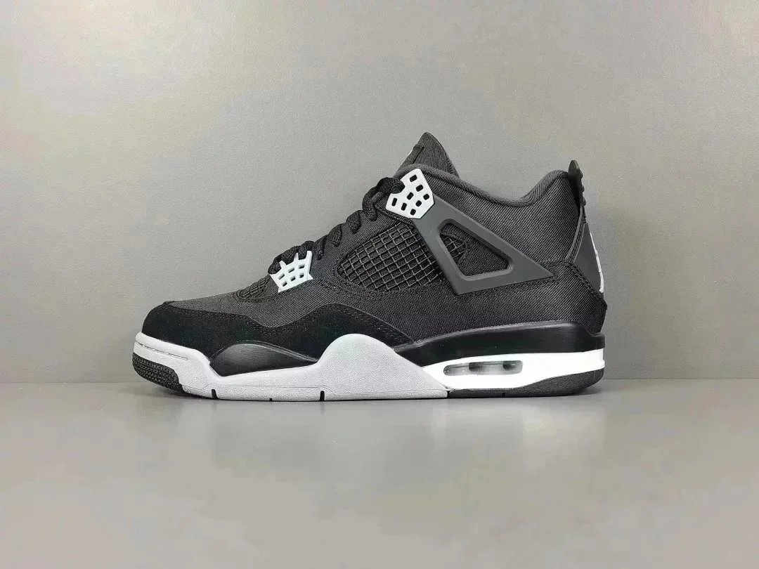 Air Jordan 4 Black S