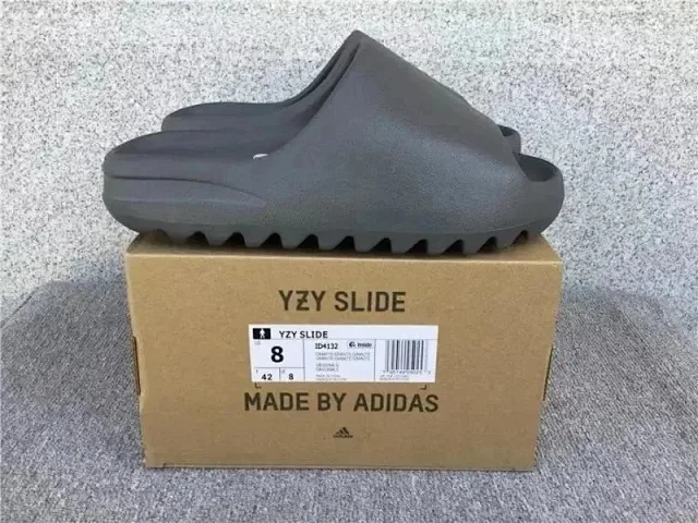 Adidas Slippers Yeezy Slide product detail image 7