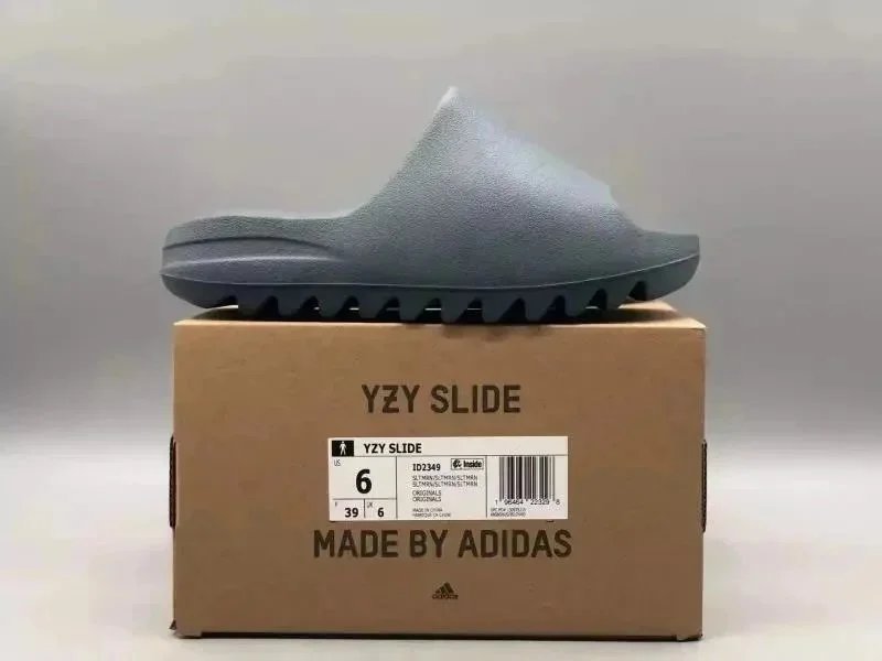 Adidas Slippers Yeezy Slide image 7