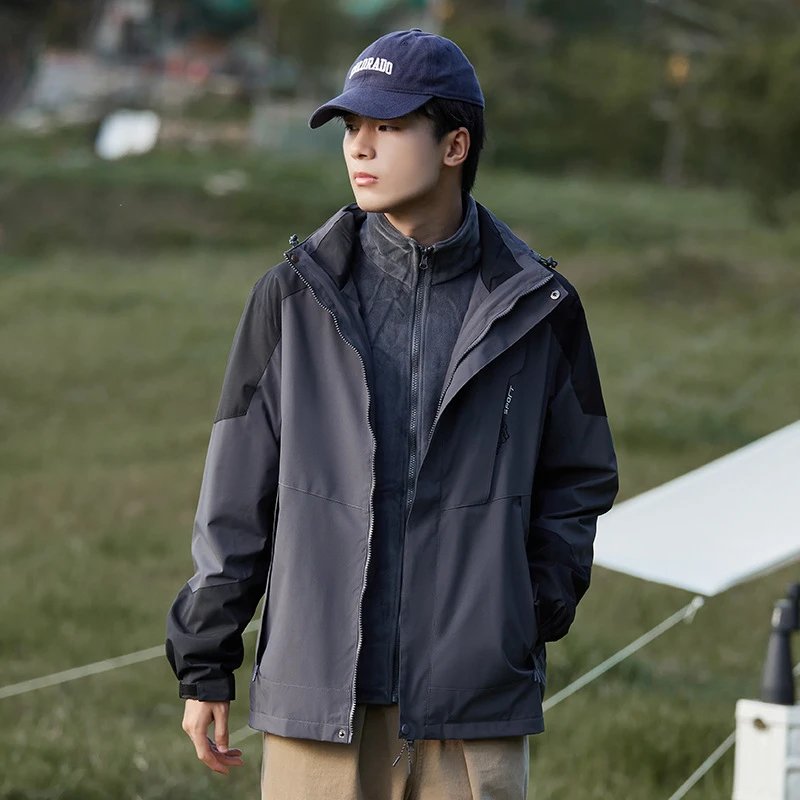 Two-Piece Outdoor Mountaineering Suit photo 5
