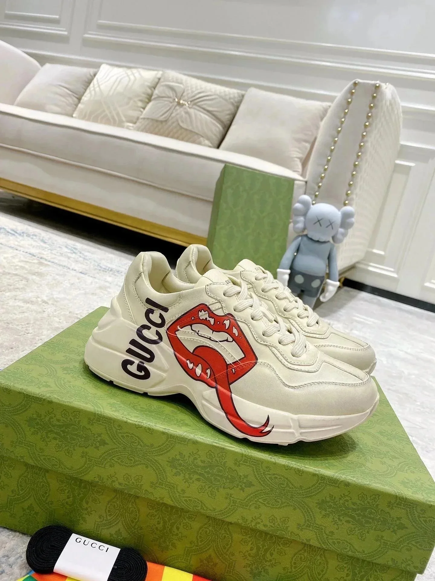 Gucci Rhyton Beige S