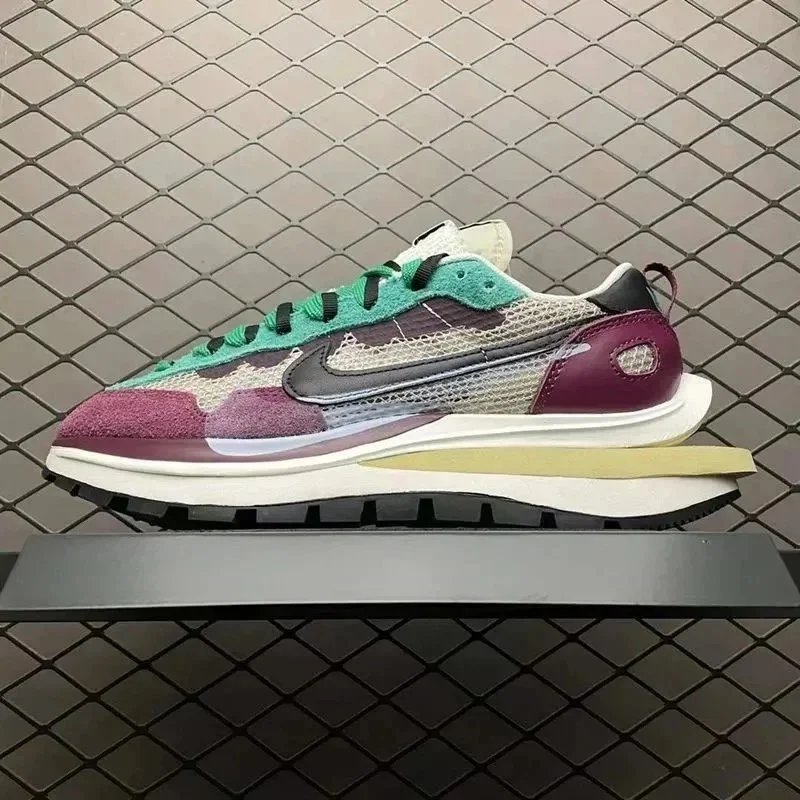 Nike Sacai VaporWaff