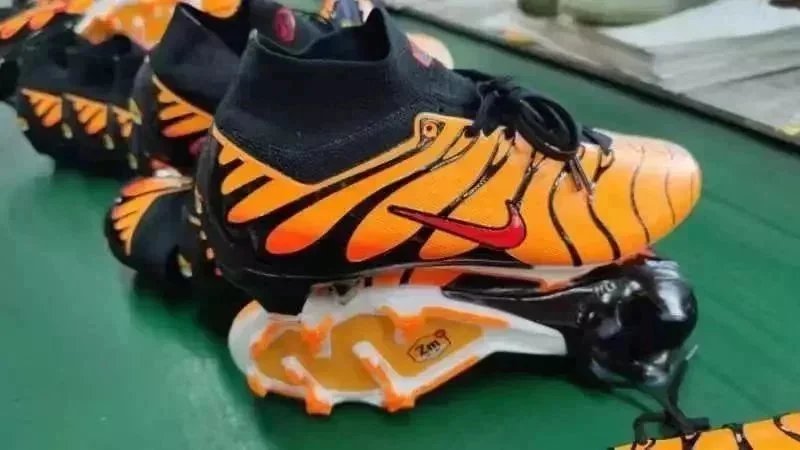 Nike Mercurial Super