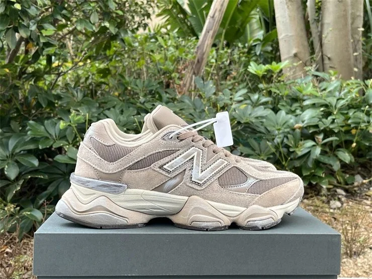 New Balance 9060 Bei