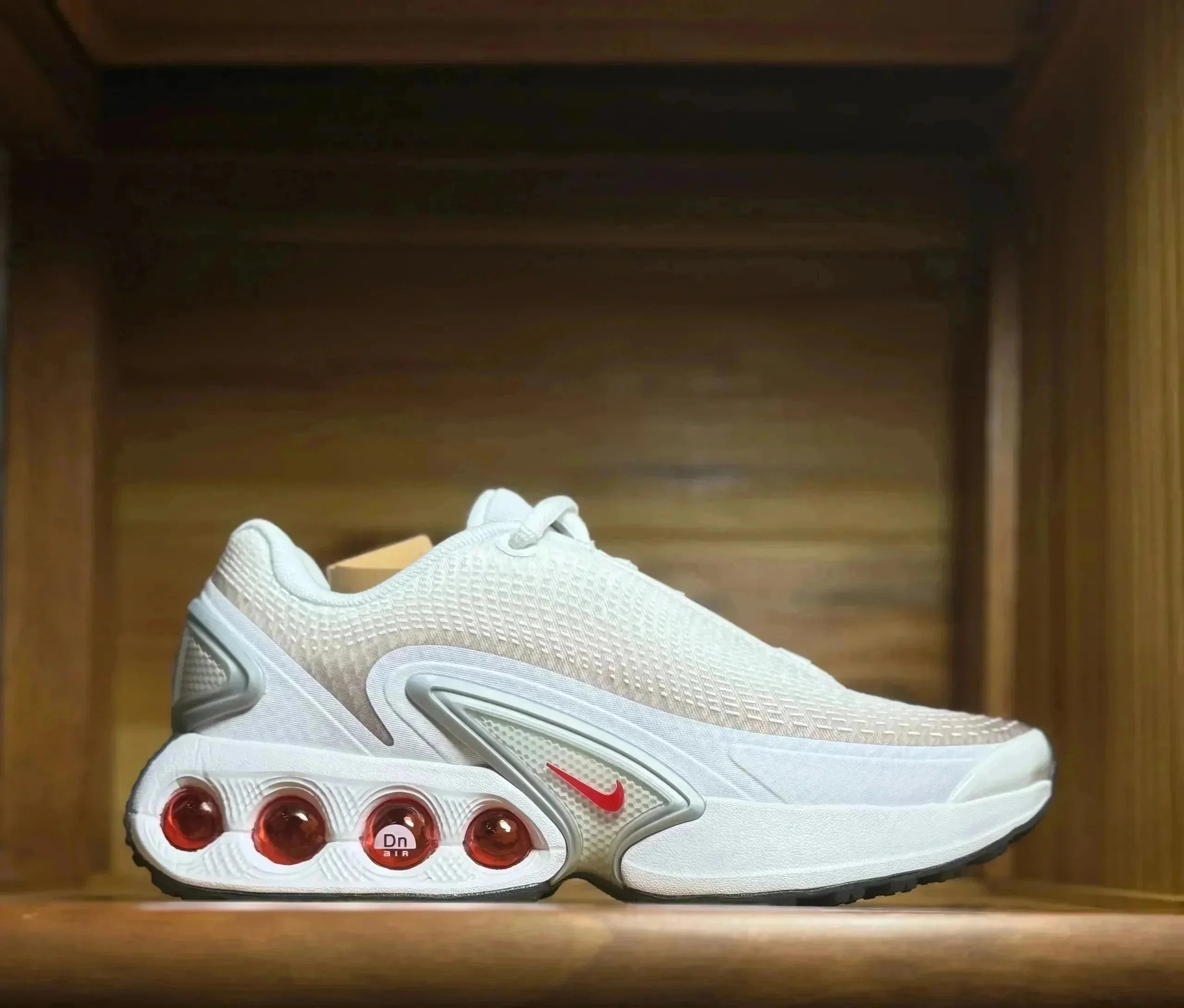 Nike Air Max DN Whit