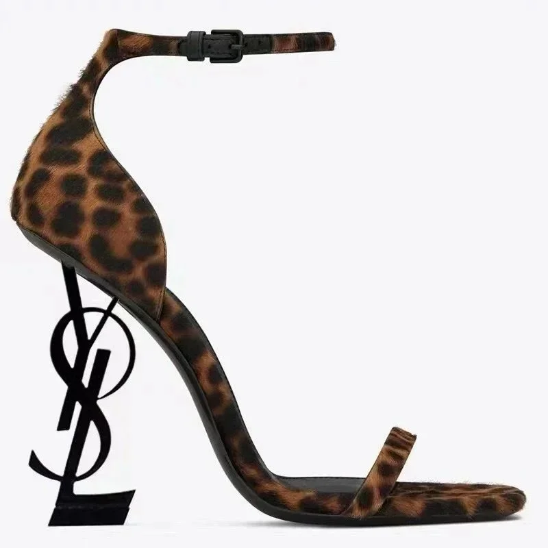 Saint Laurent Olysse