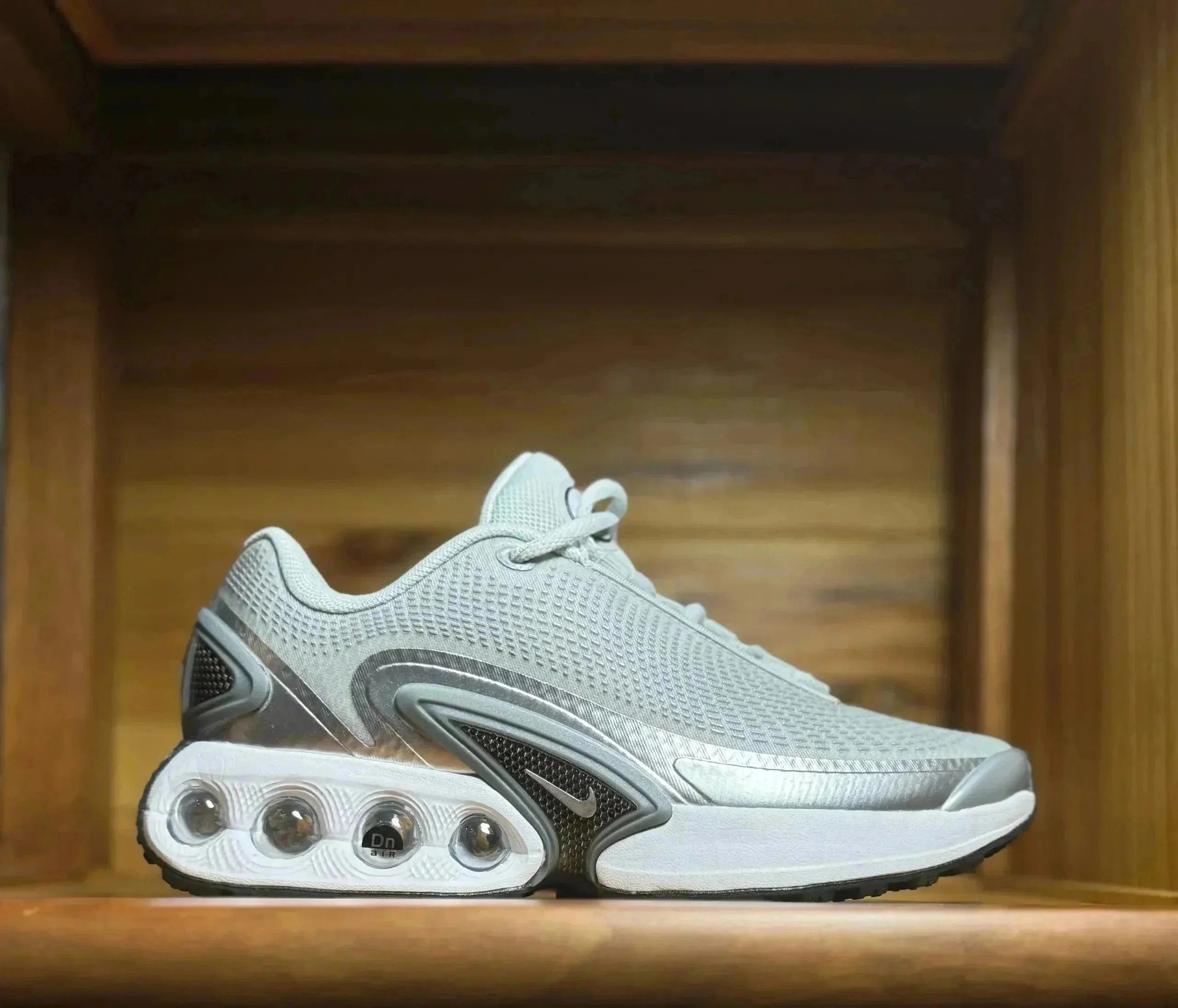 Nike Air Max DN Grey