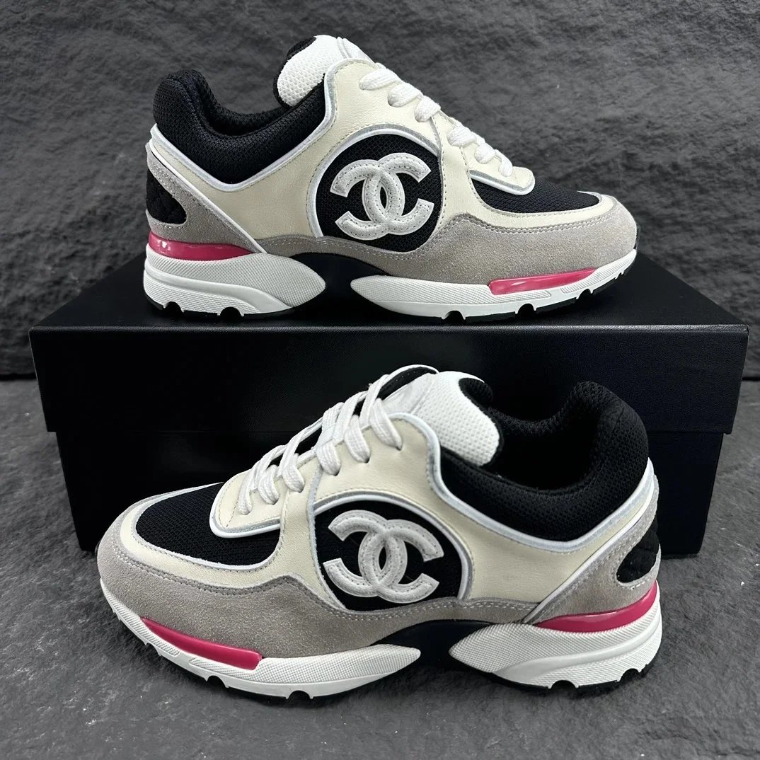 Chanel Beige Sneaker