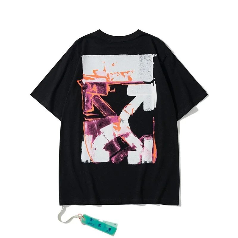 Short-sleeved T-shirt 11