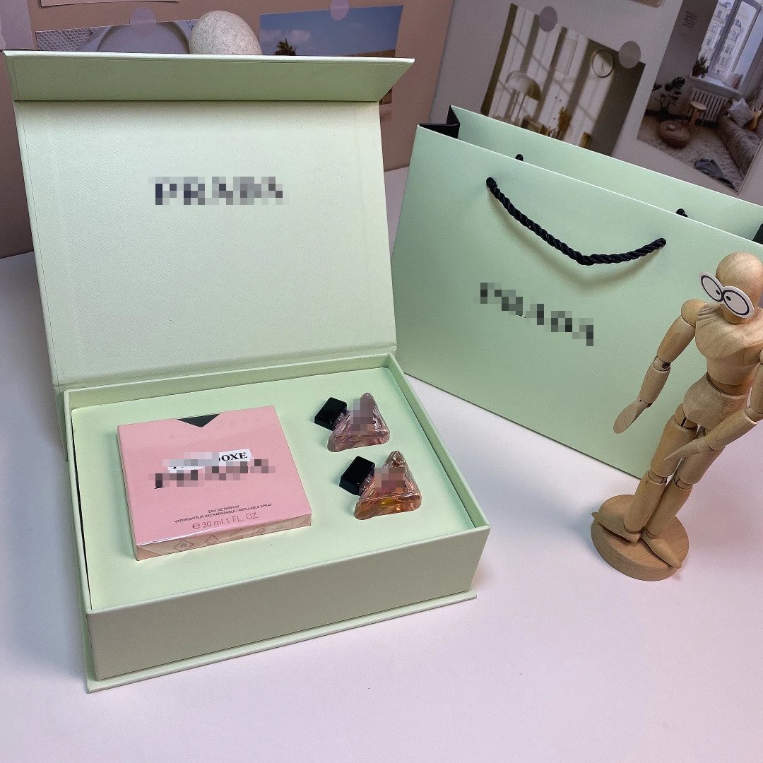 Prada Paradoxe Eau de Parfum 30ml Pink Box Set with Refillable Triangular Vials Perfume