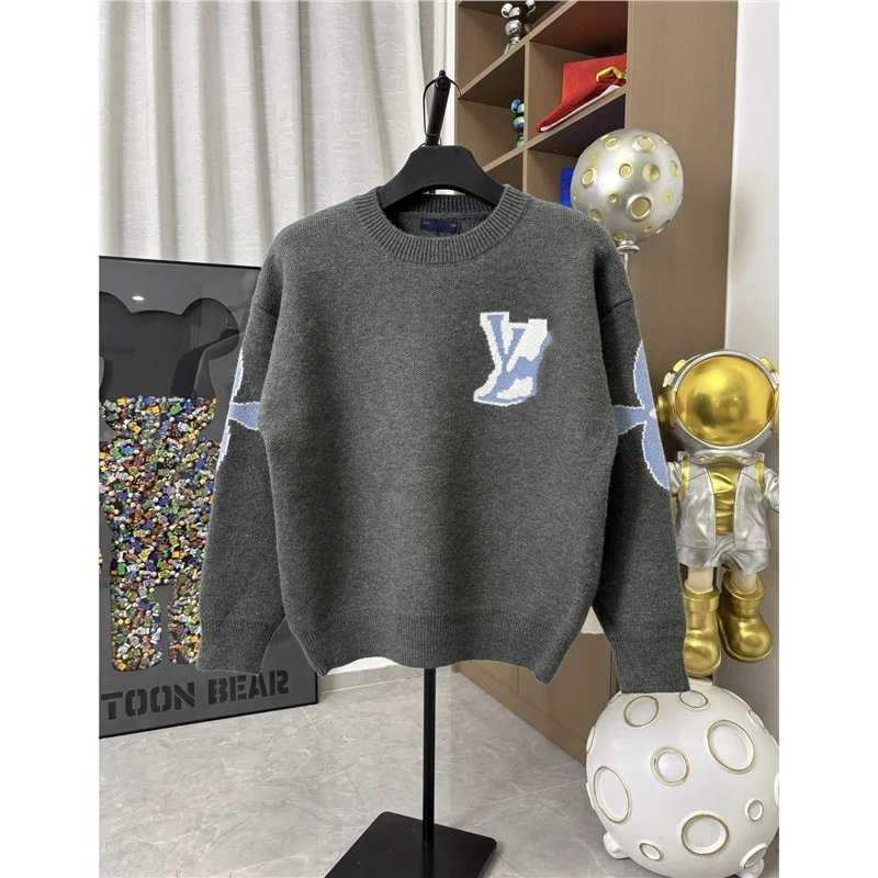 Louis Vuitton Grey L