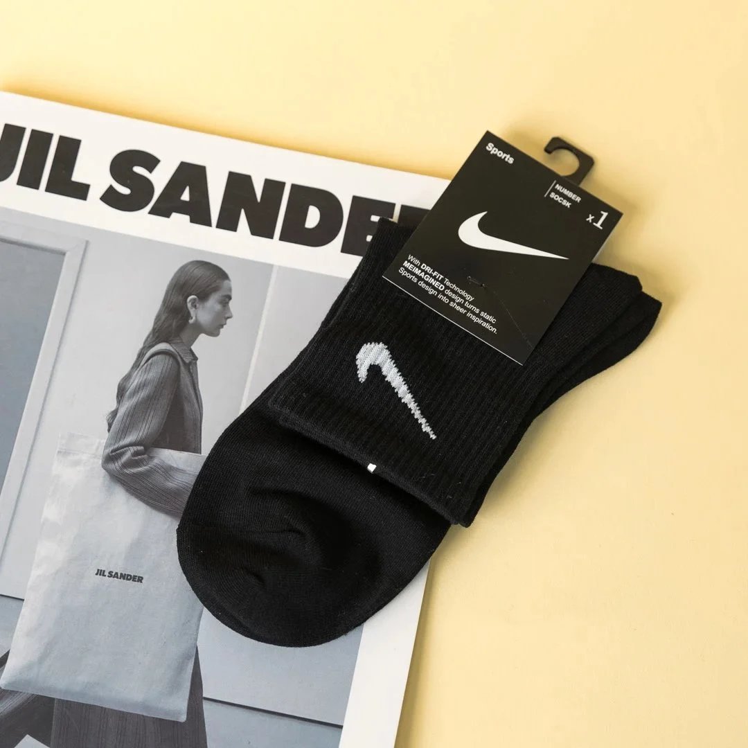 Nike Black Mid Top