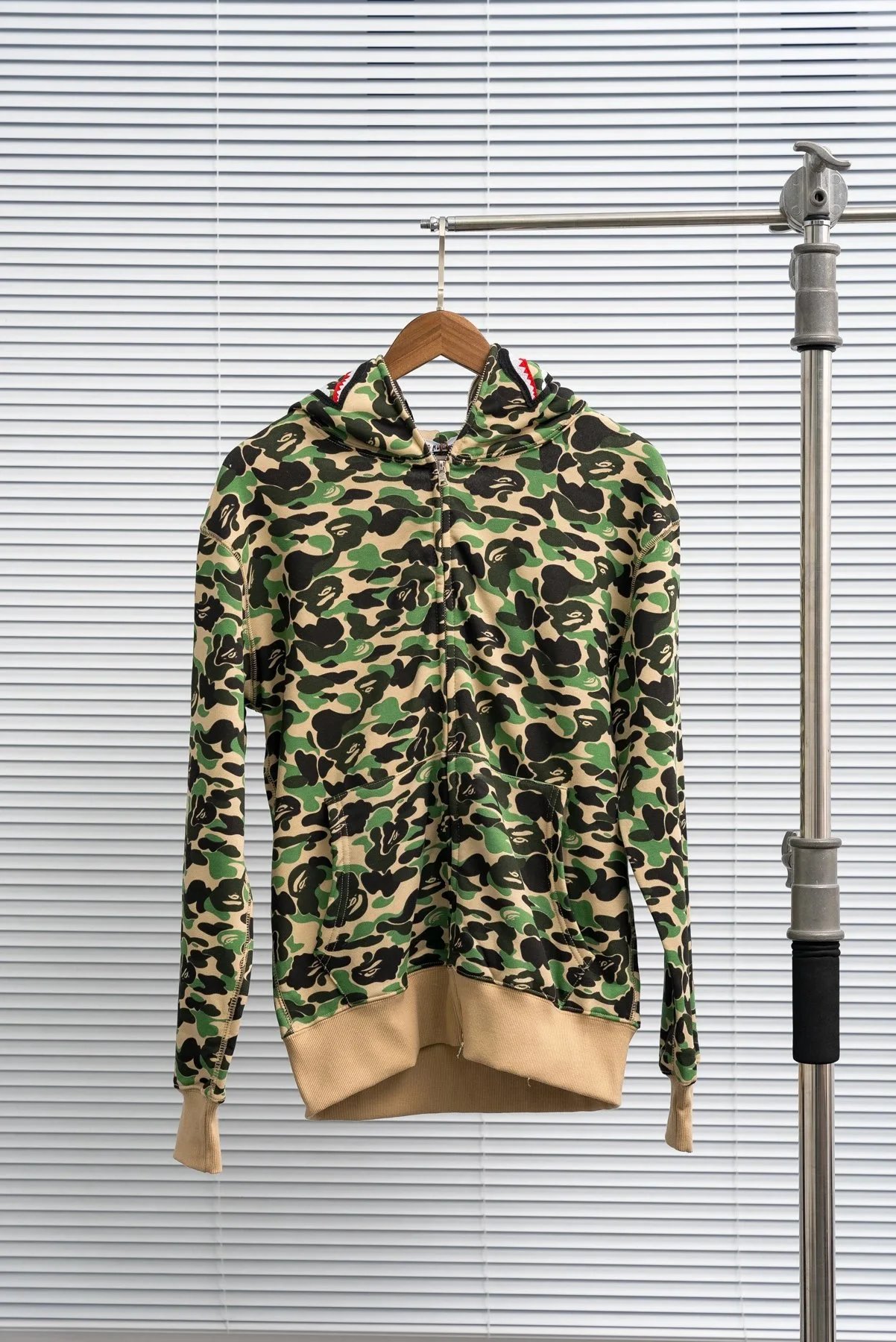 light green