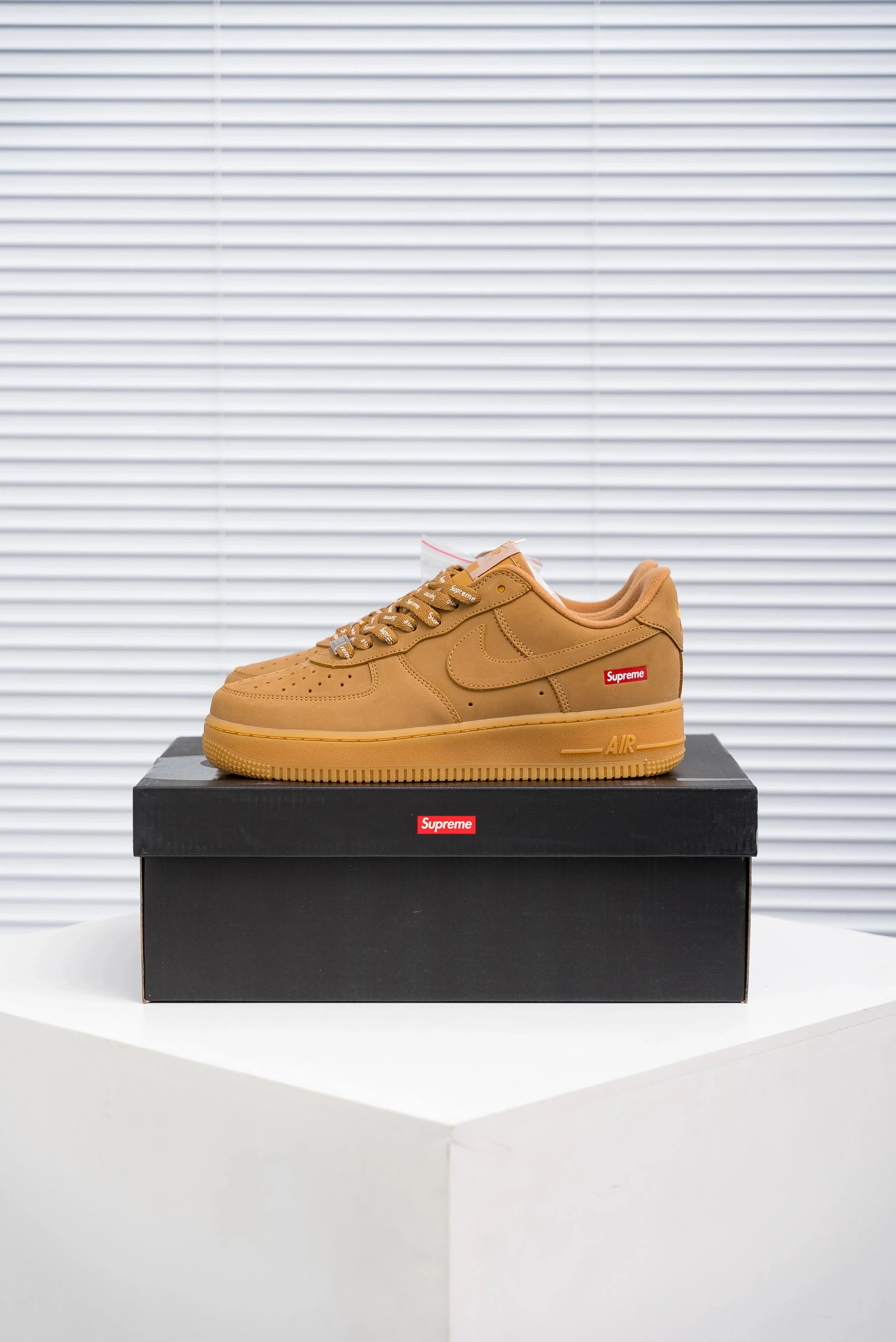 DN1555 200 Wheat color sup