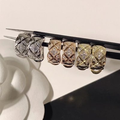 Chanel Coco Crush Hoop Earrings [3 styles]