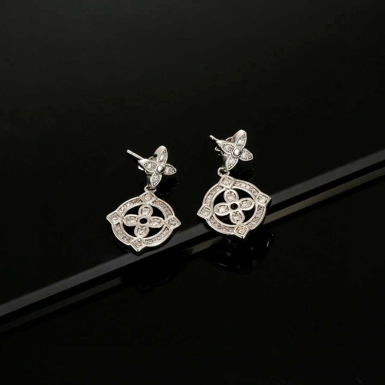 Chanel CC Earrings - 006489