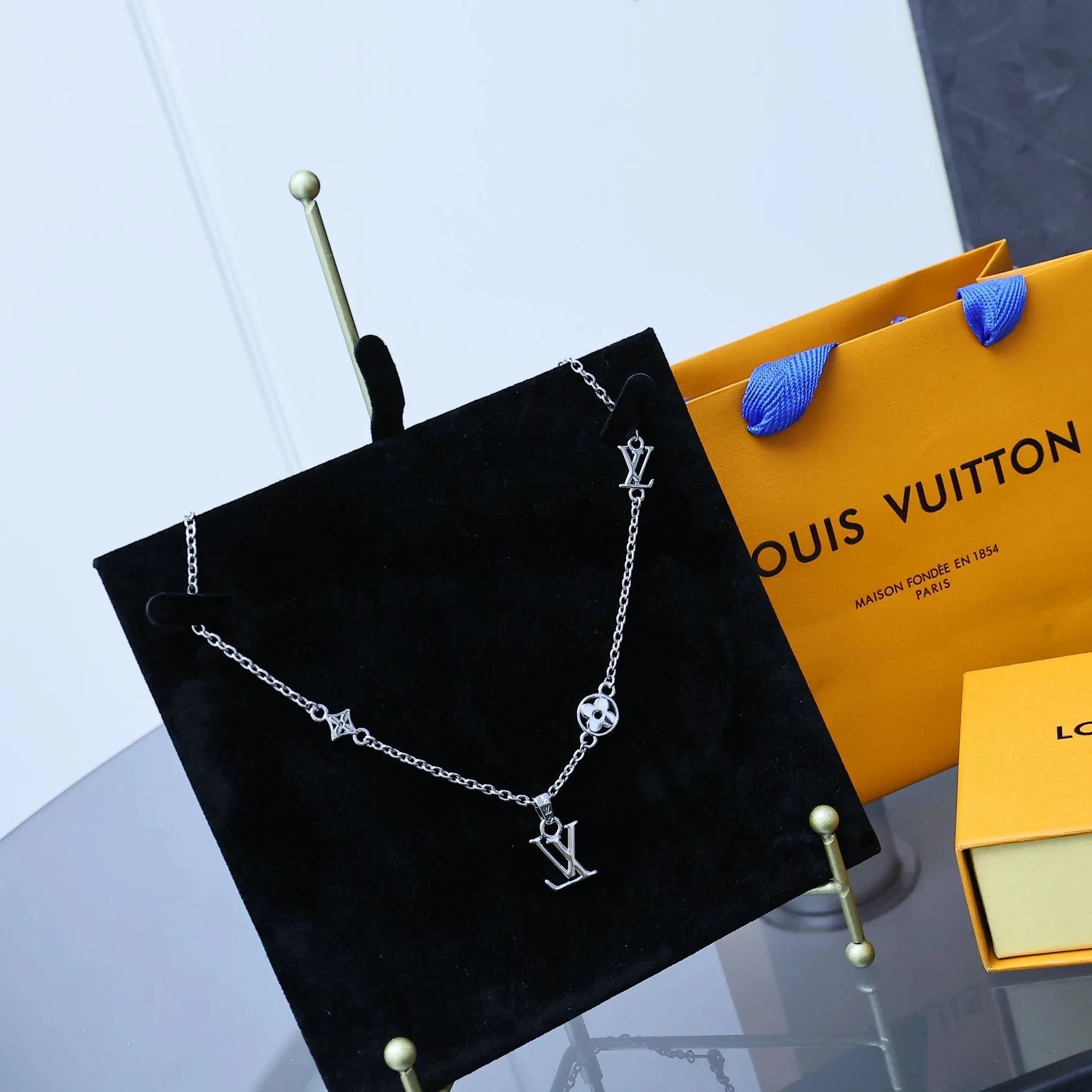 Louis Vuitton LV Flower Chain Necklace