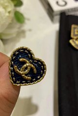 Chanel Heart-shaped CC Logo Brooch