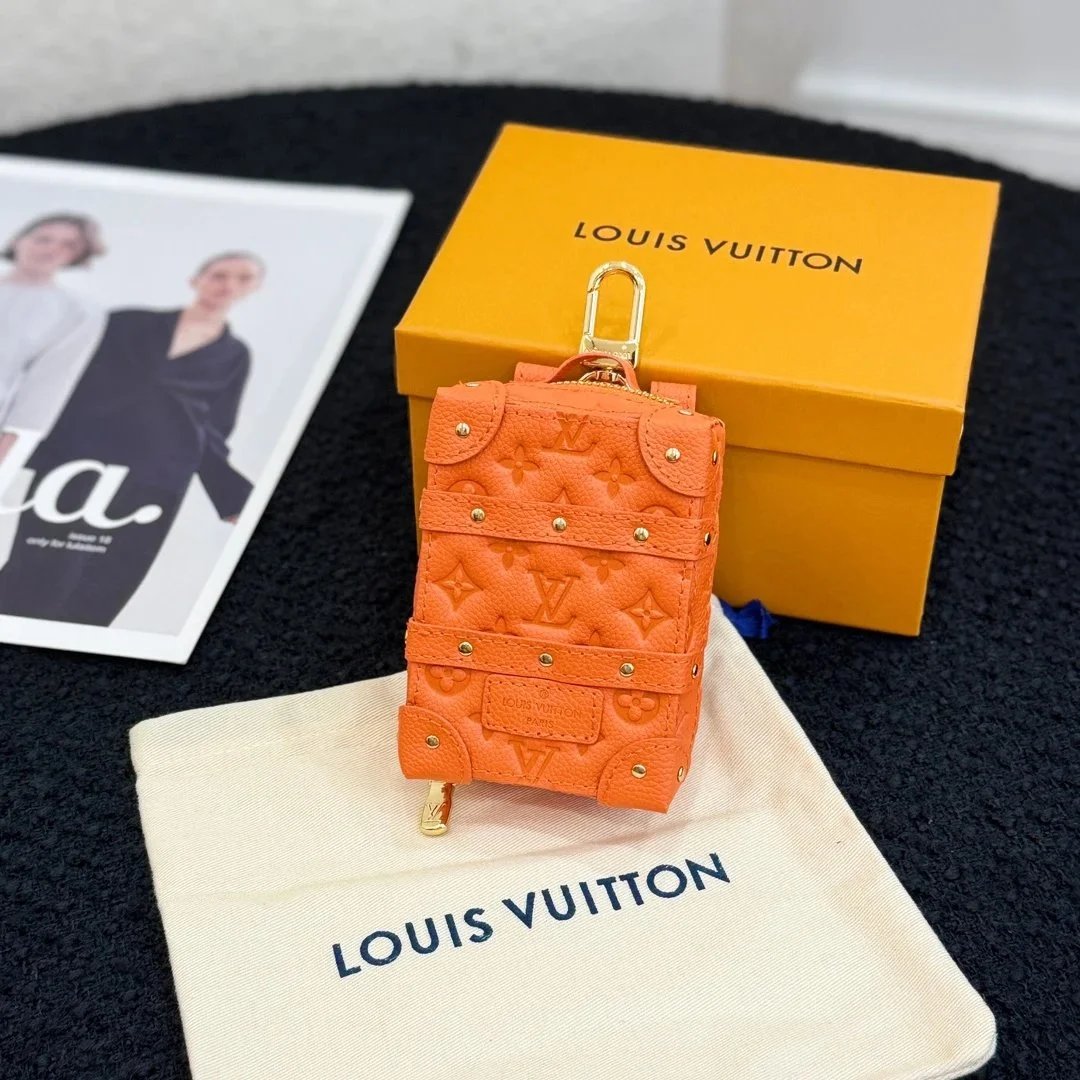 Louis Vuitton Sport Shoulder Bag - 006634