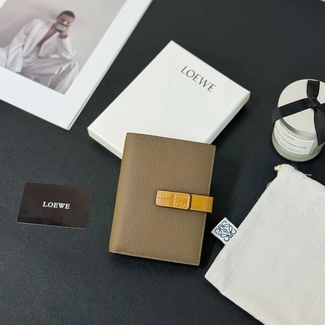 Loewe Medium Wallet