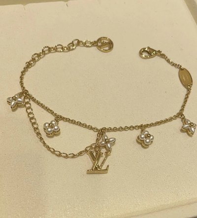 Louis Vuitton Monogram Flower Pearl Charm Bracelet