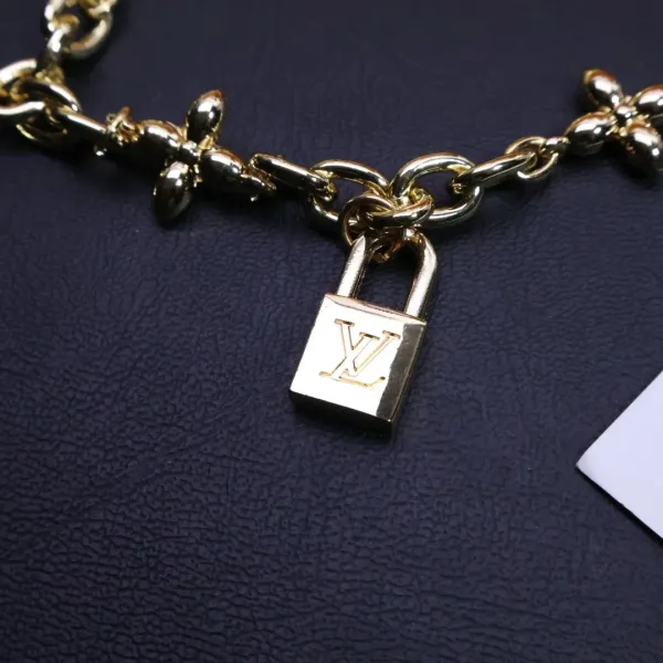 Louis Vuitton Multi-Charms Chain Key Holder Gold Accessories Jewelry - 4