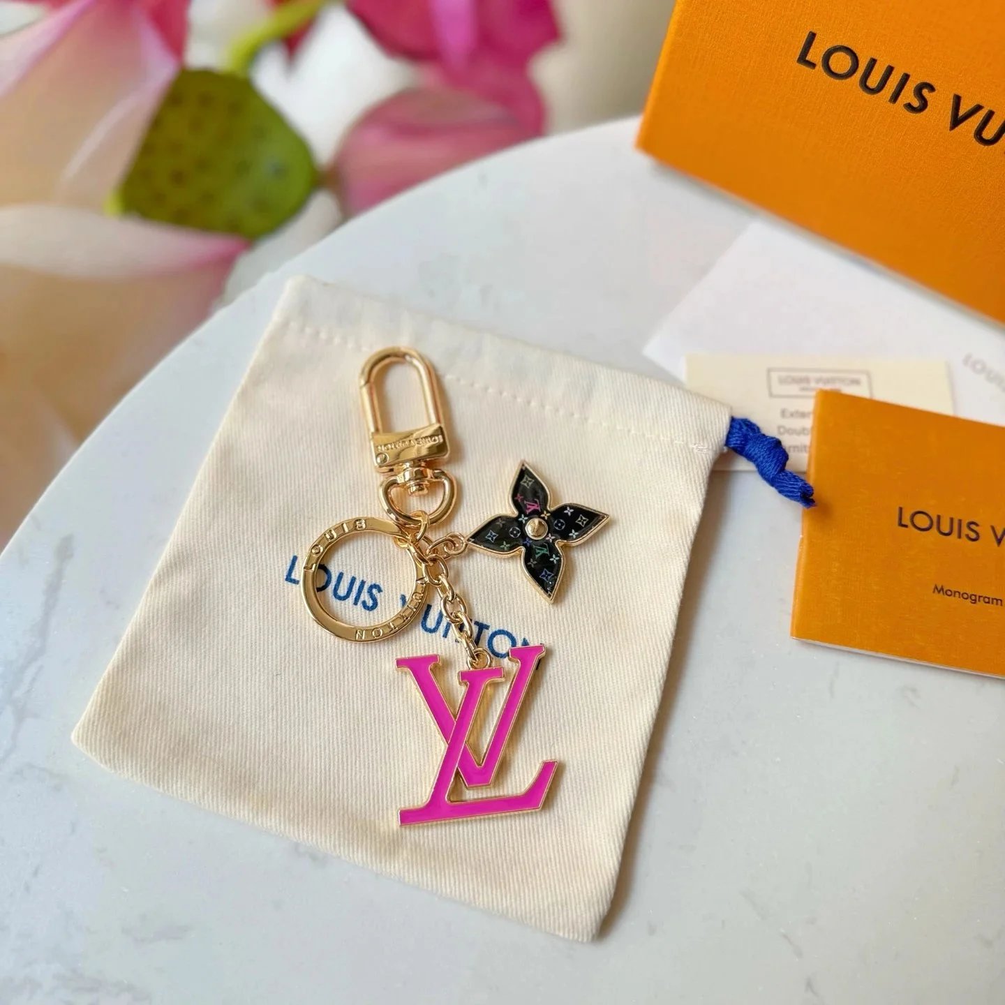 Louis Vuitton LV Flower Keychain Pink Enamel Accessories - 6