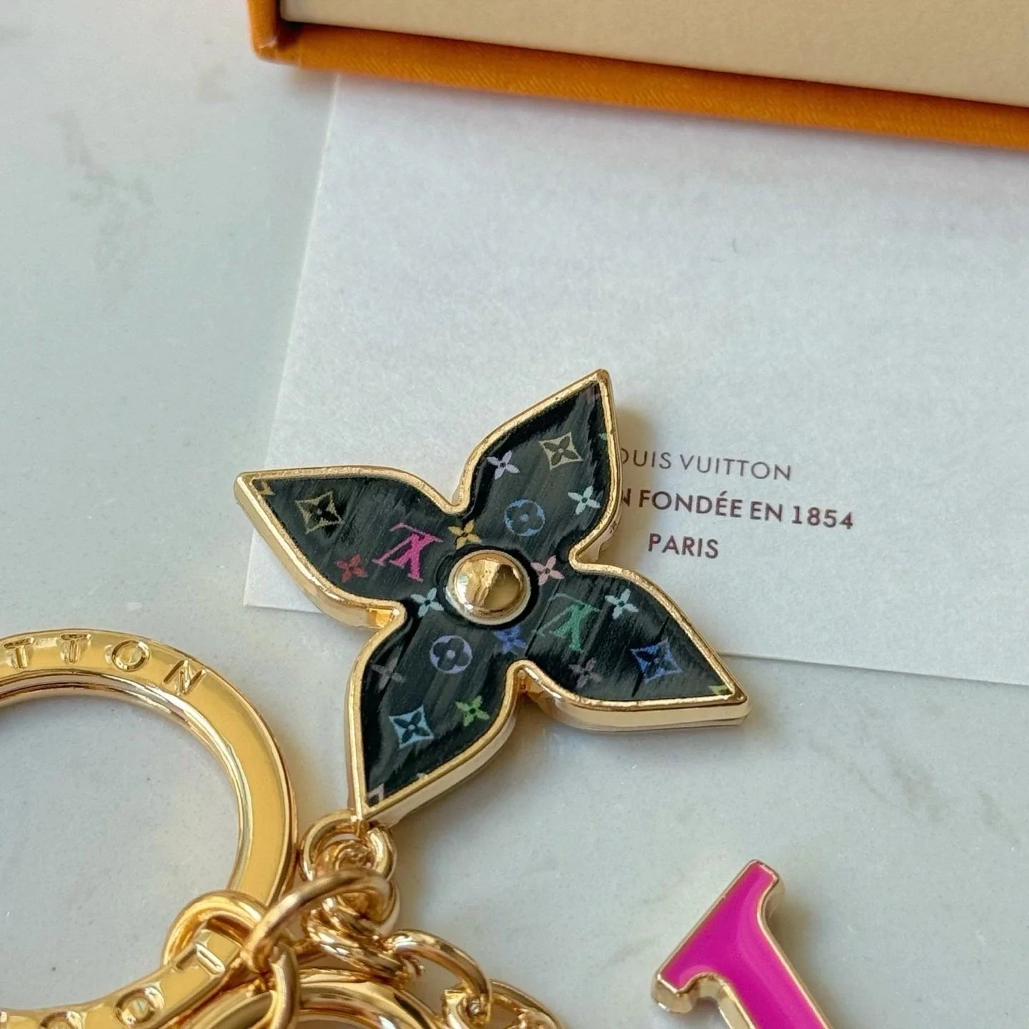 Louis Vuitton LV Flower Keychain Pink Enamel Accessories - 4