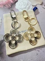 Louis Vuitton Flower Keyholder [2 styles]