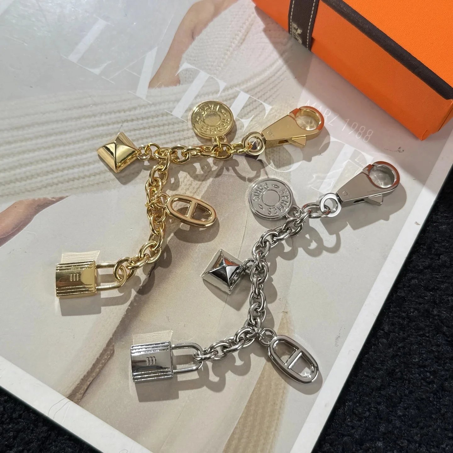 Hermès Charm Bracelet Silver Metal Accessories Jewelry - 2