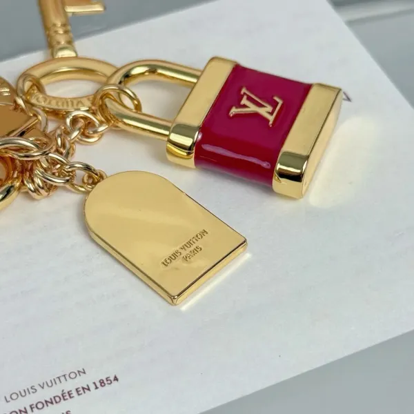 Louis Vuitton Lock & Key Charm Red Gold Accessories - 9