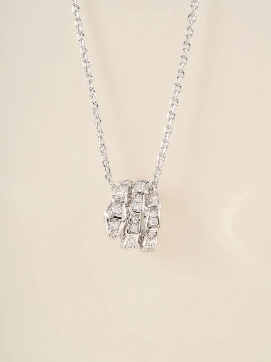 Bvlgari Serpenti Viper Gold Diamond Necklace Jewelry - 3