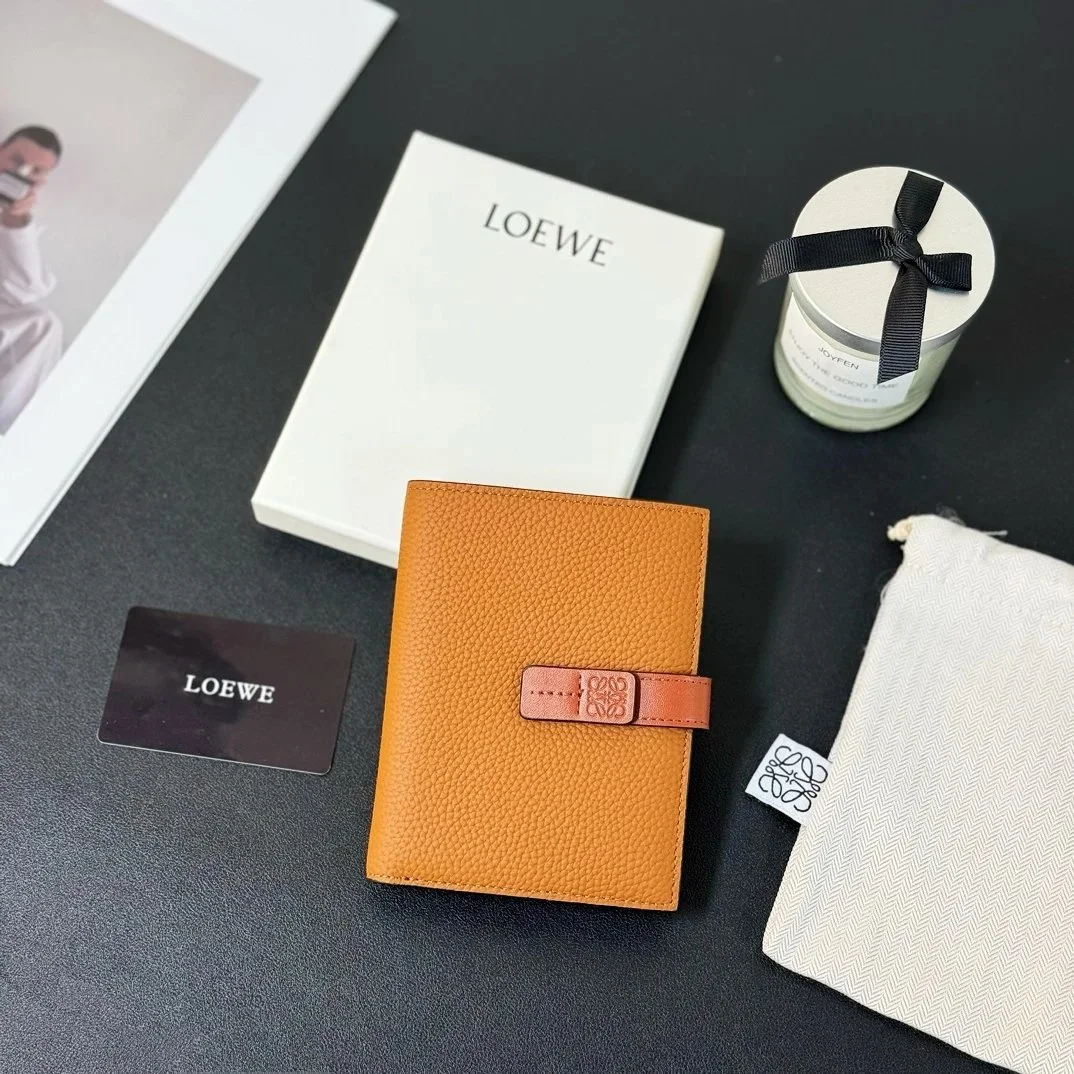 Loewe Puzzle Medium 