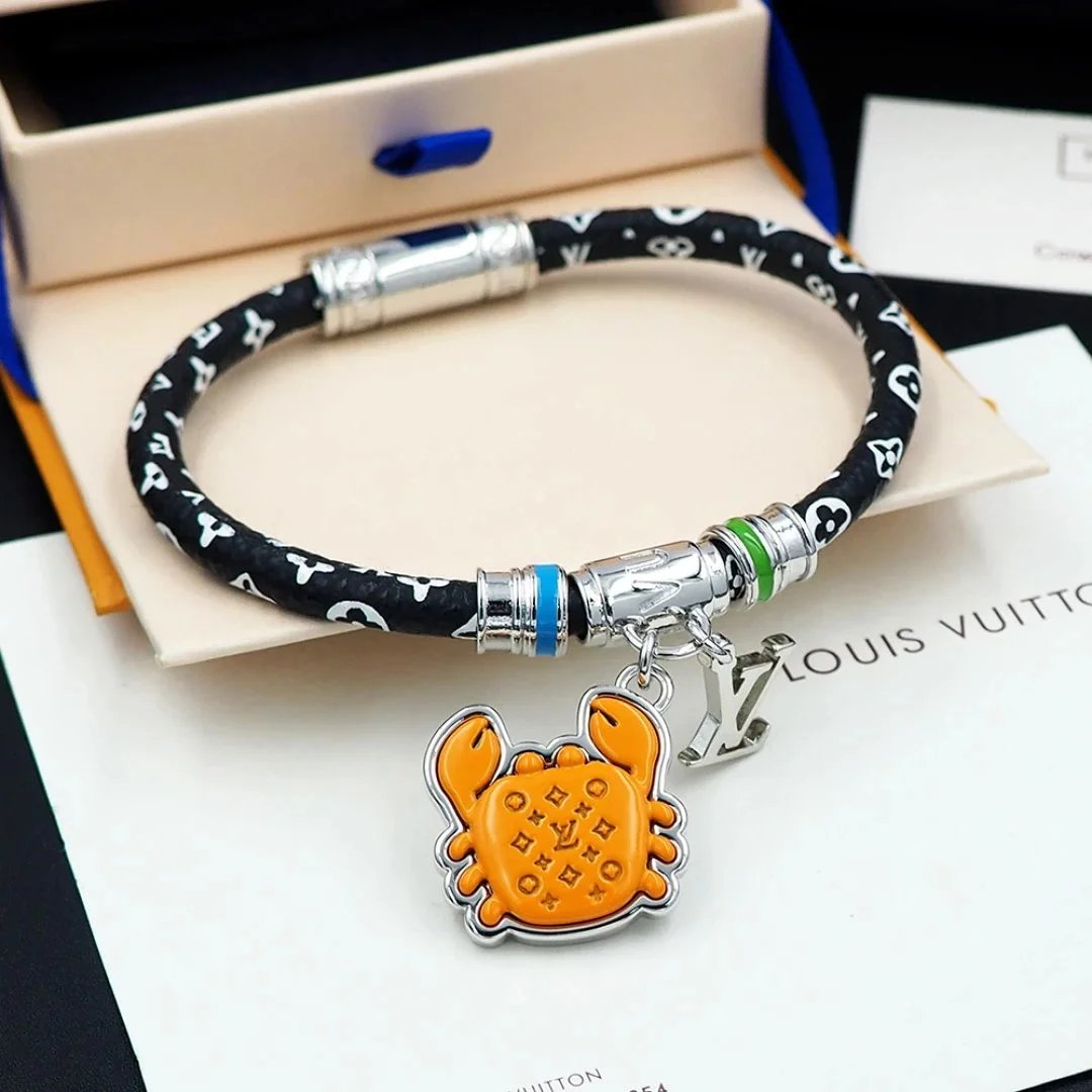 Crystal Clean Fashion Bracelet - 006720
