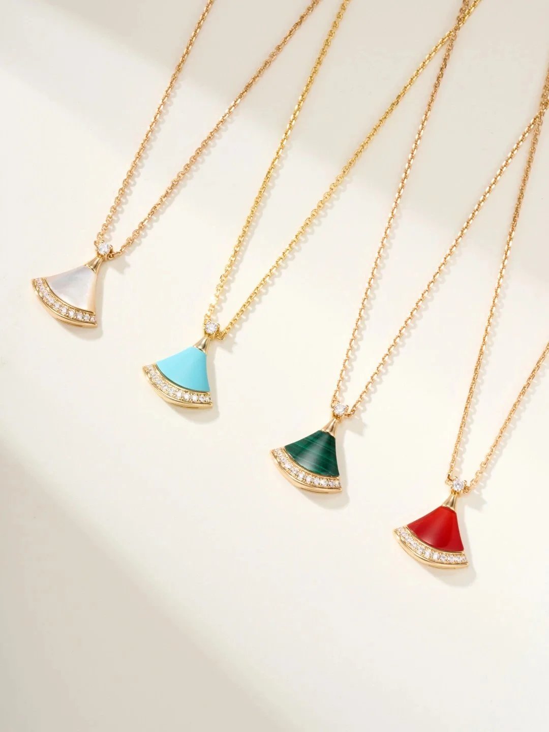 Bvlgari Divas' Dream Pendant Necklaces [4 styles]