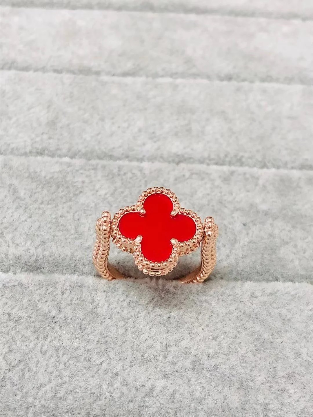 Van Cleef & Arpels Alhambra Ring