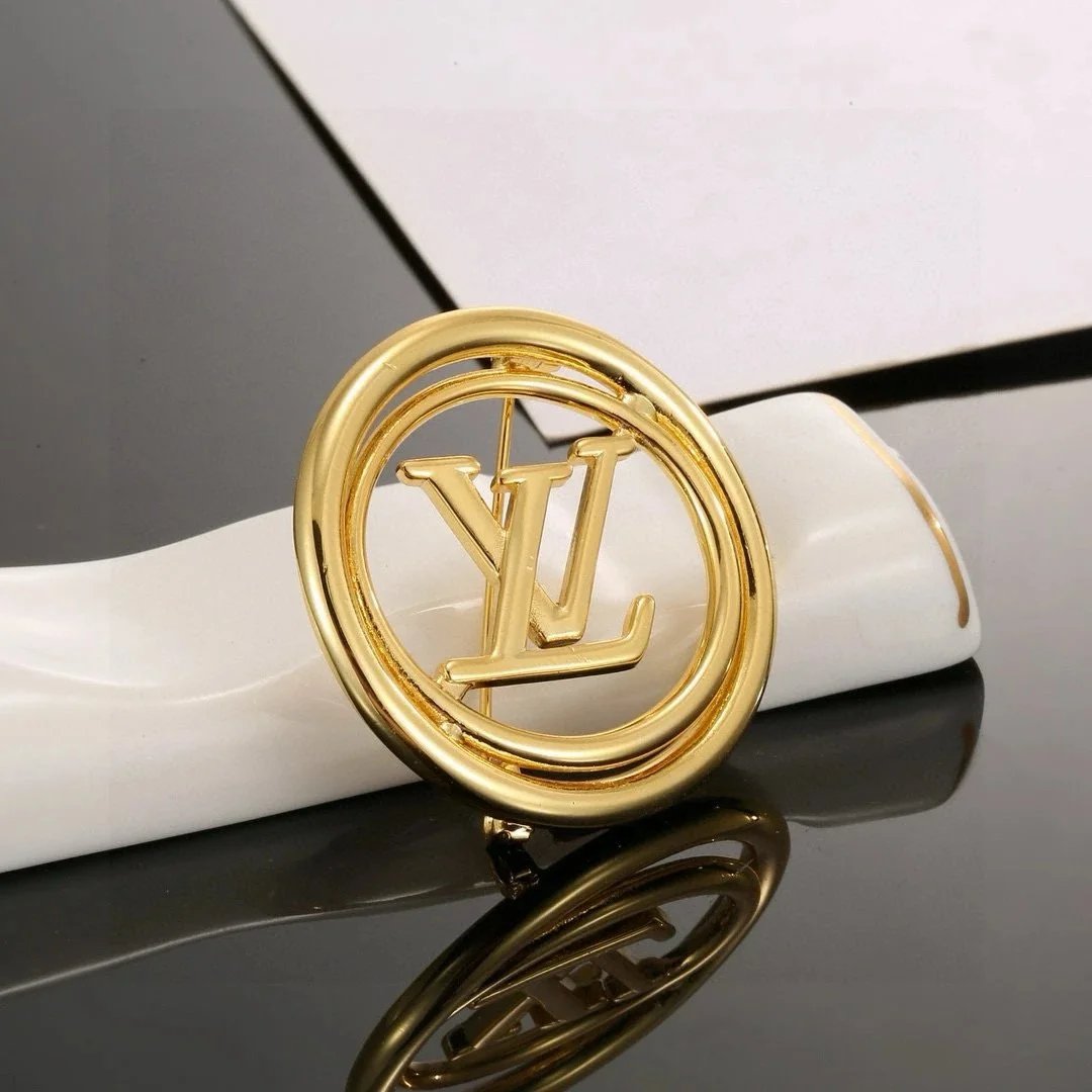 Louis Vuitton Logo Brooch - 006538