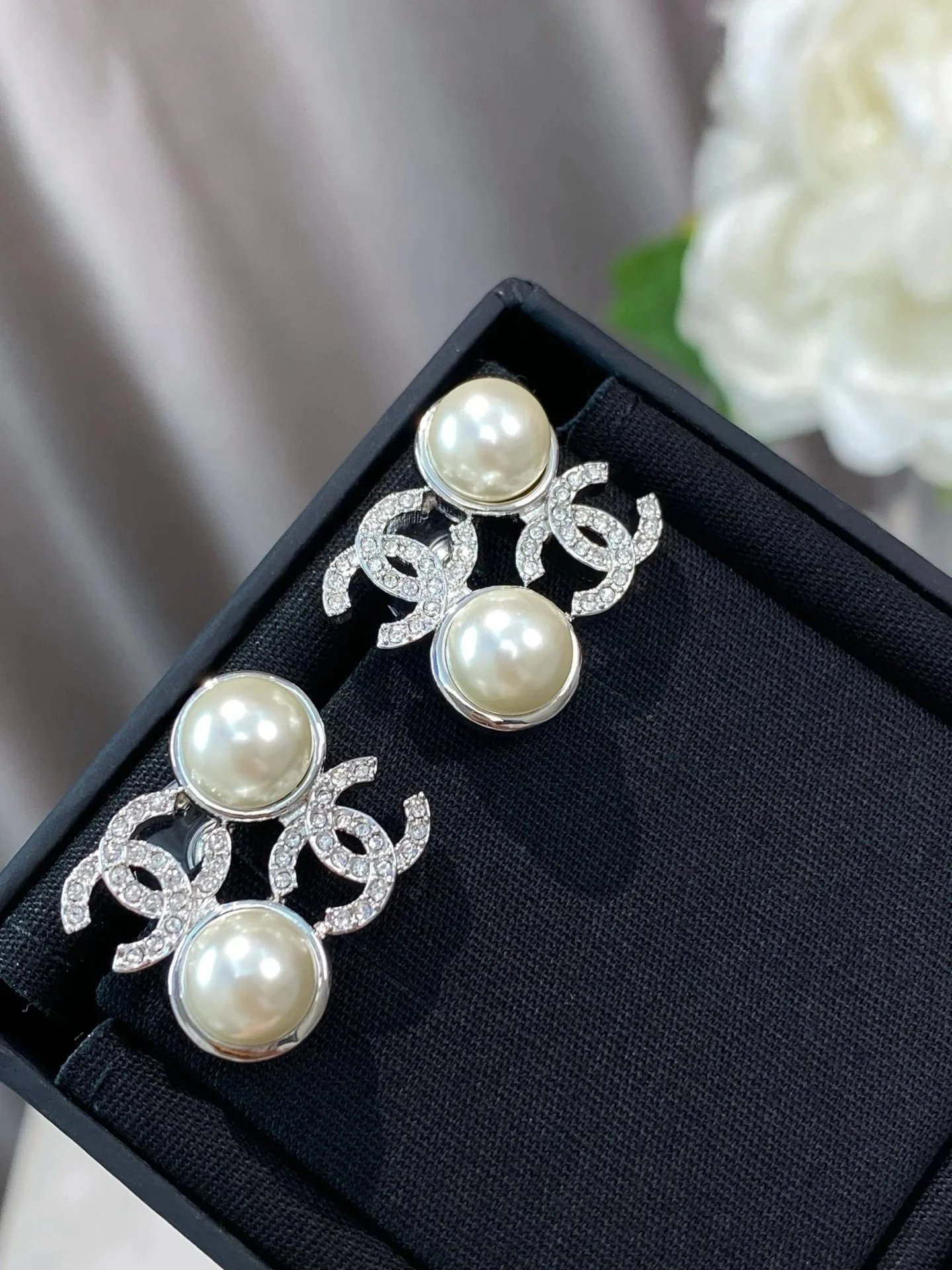 Chanel Double C Hollow Design Earrings
