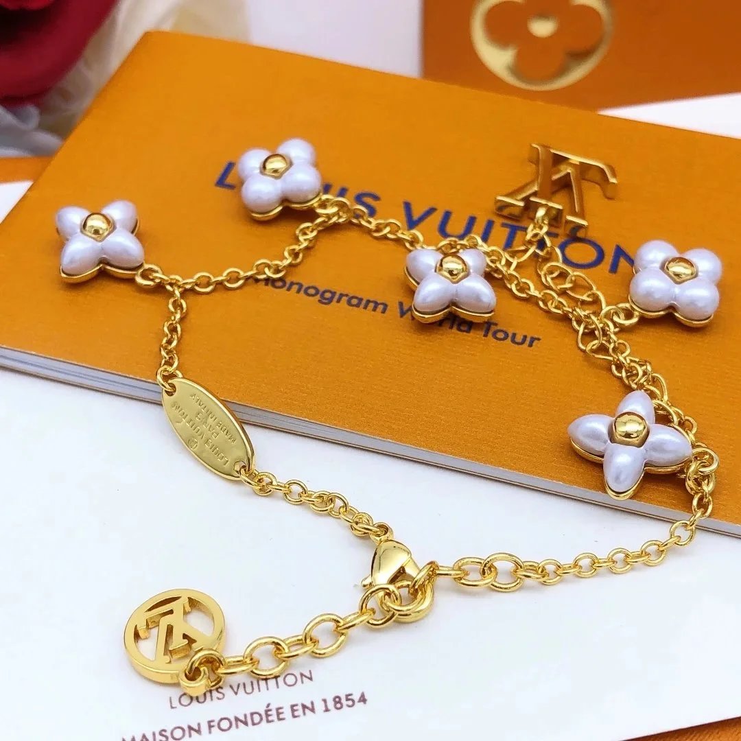 Louis Vuitton Monogram World Tour Flower Charm Bracelet Gold Jewelry - 3