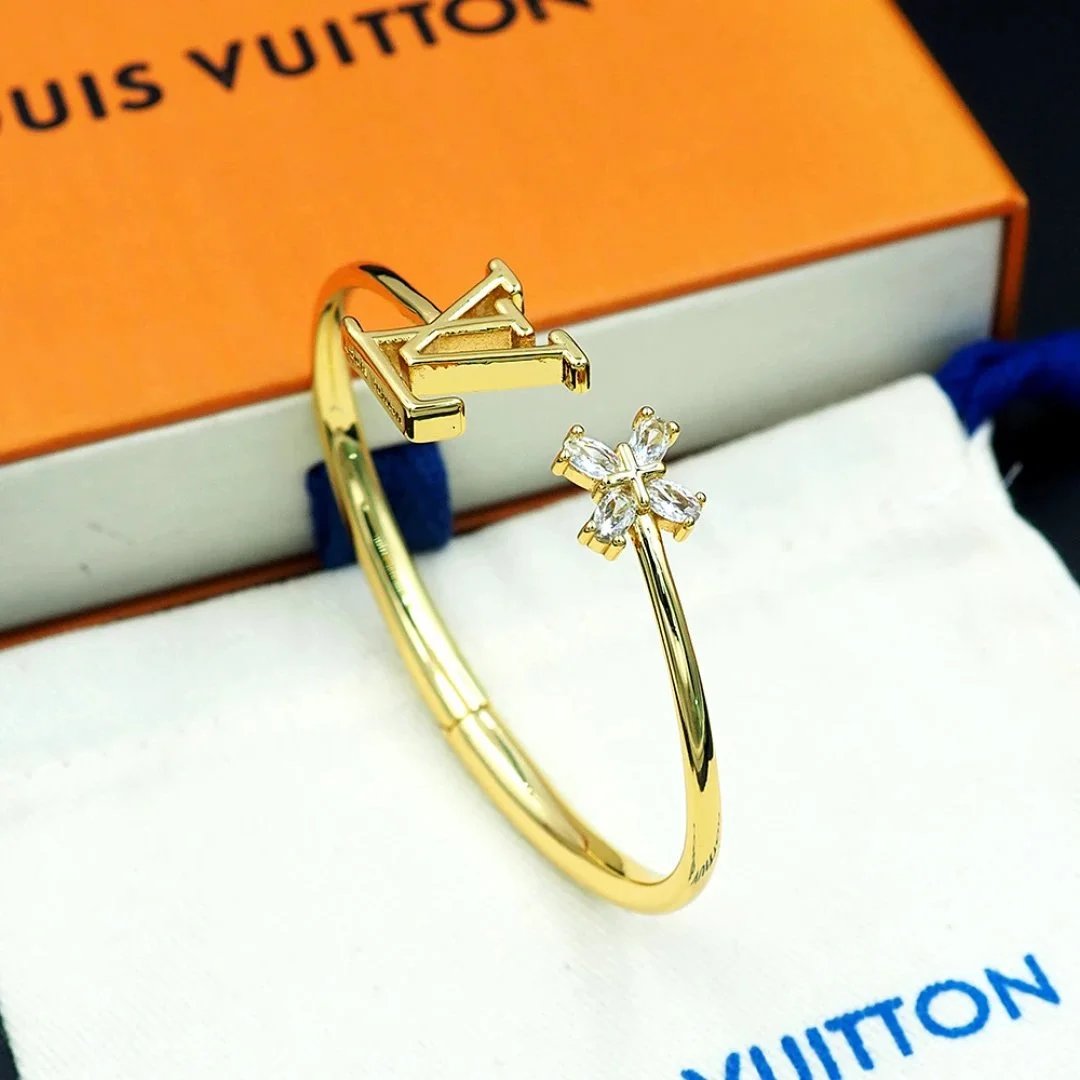 Louis Vuitton LV Initials Bangle Gold with Crystal Clover Bracelet Jewelry - 2
